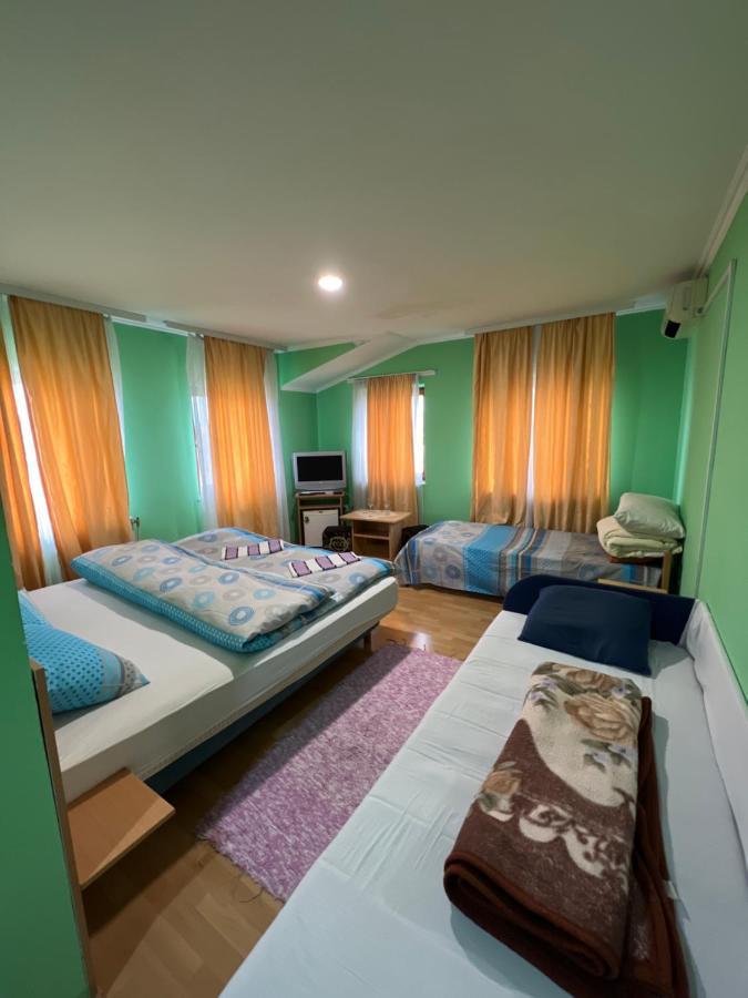 Bed and breakfast Ribarska Prica-Restoran Pansion Prijedor Extérieur photo